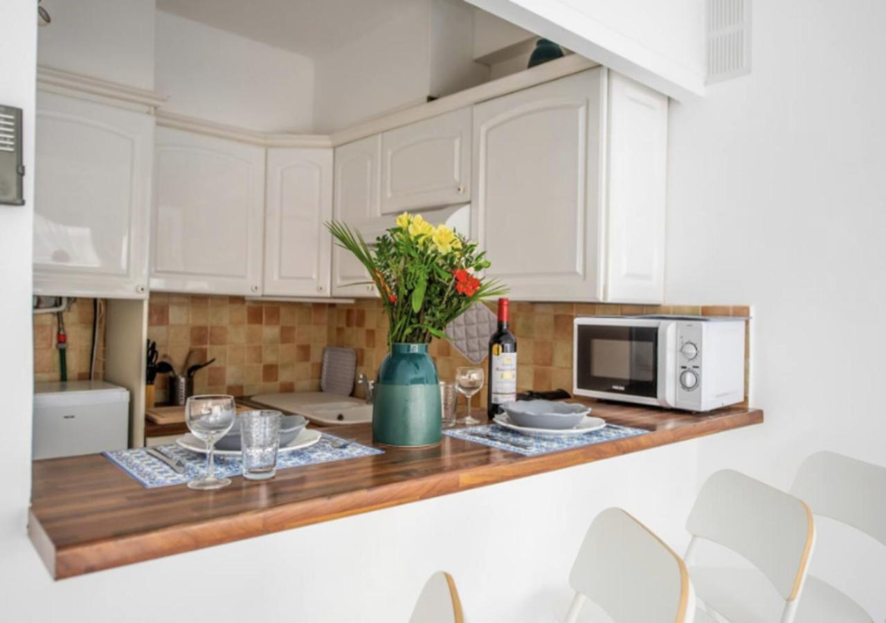 Cannes Apartment 3 Mins From The Beach Exterior photo